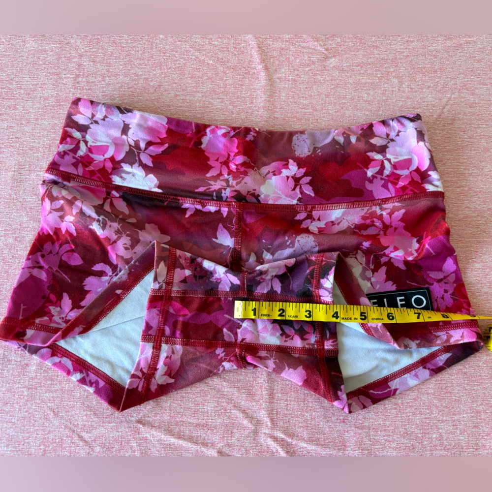 Fleo 3.25 Mid Rise Rose Camo Spandex Short Medium